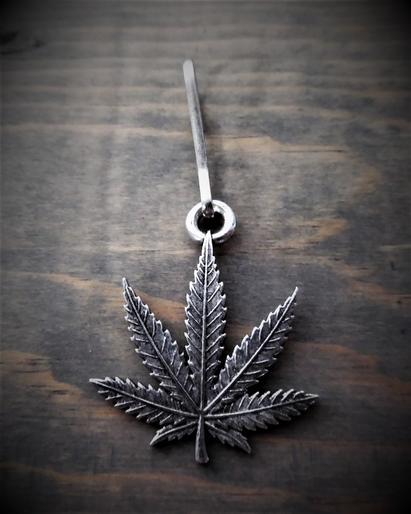 Zipper Pull - Pot Leaf (1.25" x 1.25")