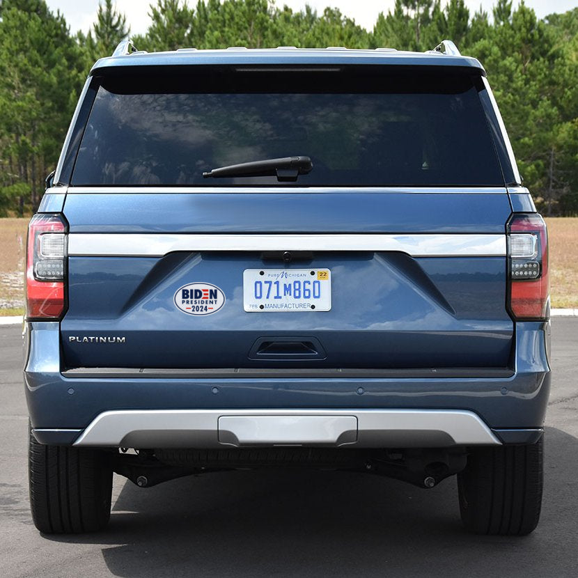 Magnet on Blue SUV